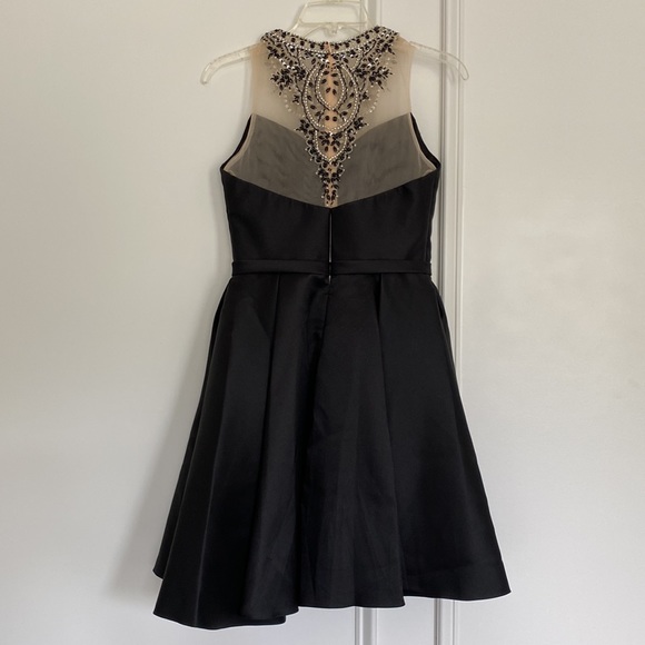 Beaded and stoned black short formal dress - Picture 3 of 4